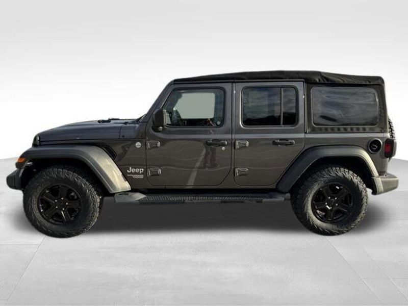 Used 2018 Jeep Wrangler Unlimited Sport S
