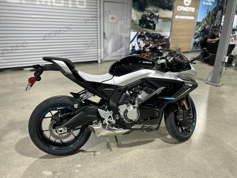 2025 CFMOTO 675SS Image 13