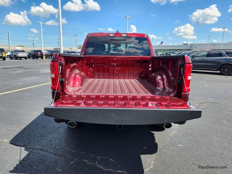 New 2026 RAM 1500 Laramie Crew Cab 4x4 5'7' Box