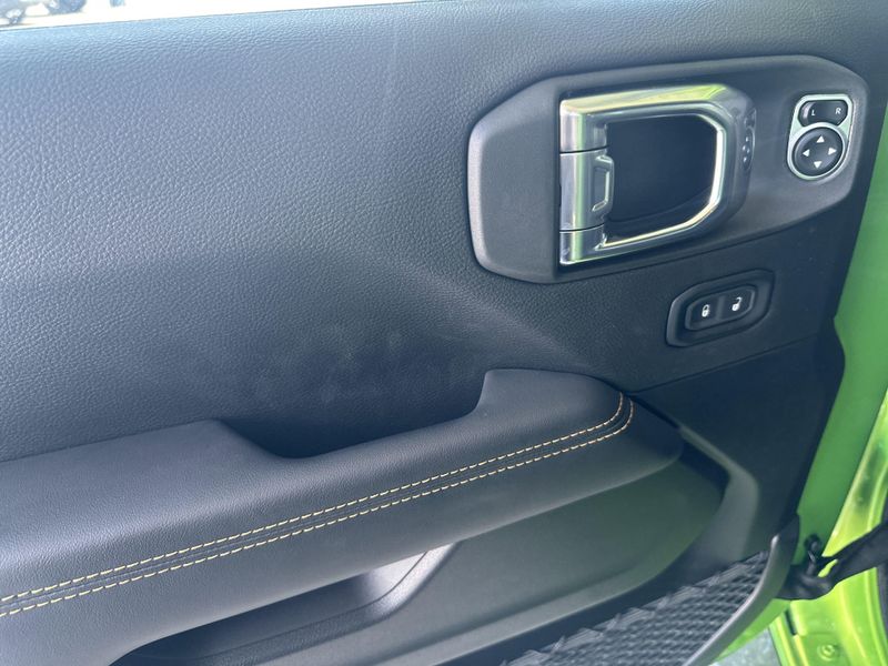 New 2025 Jeep Wrangler 4-door Rubicon 392Image 19