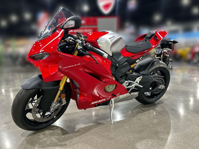 New 2026 Ducati PANIGALE V4 R Image 20