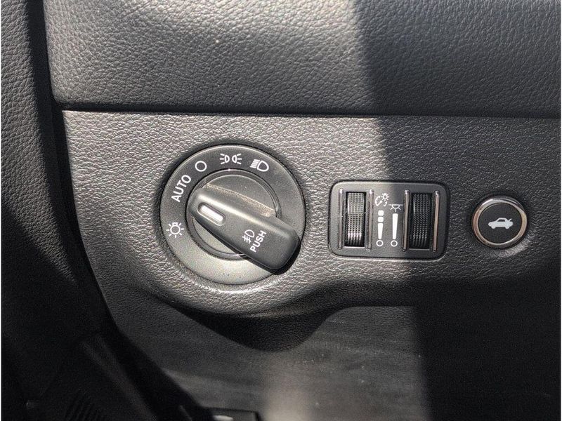 Used 2023 Dodge Challenger SXTImage 26