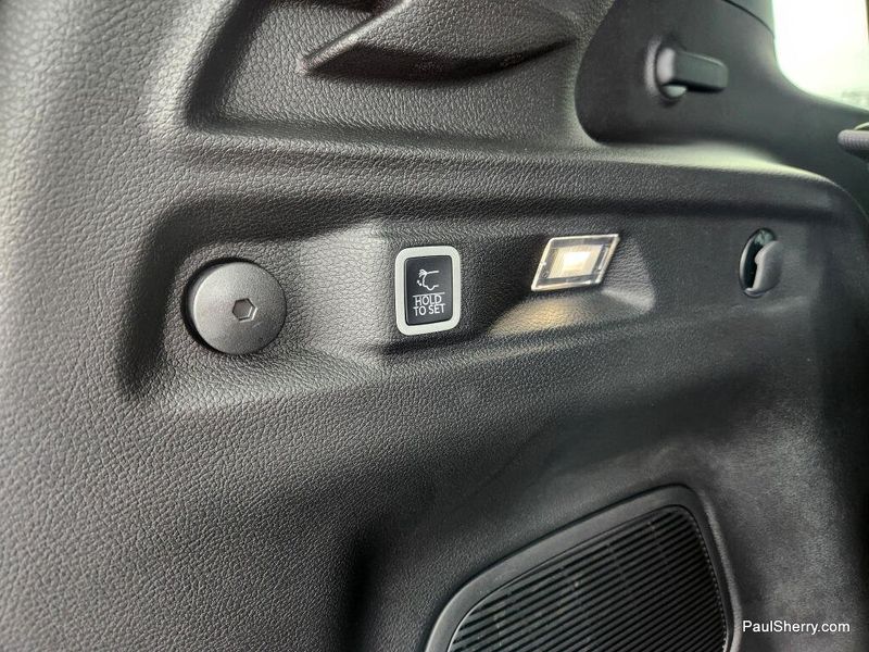 New 2026 Jeep Grand Cherokee L Limited Reserve 4x4