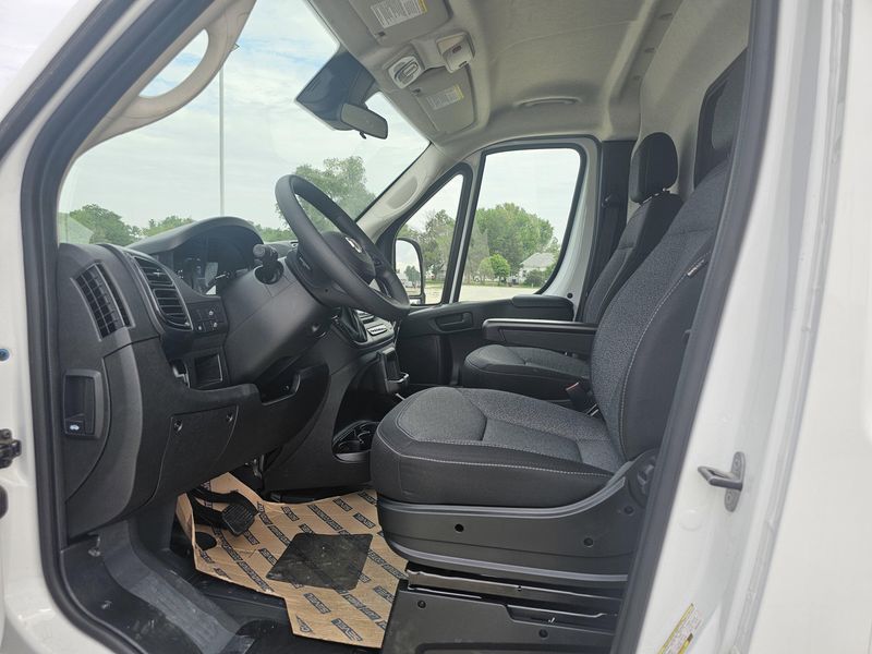 New 2025 RAM ProMaster Cargo Van TradesmanImage 13