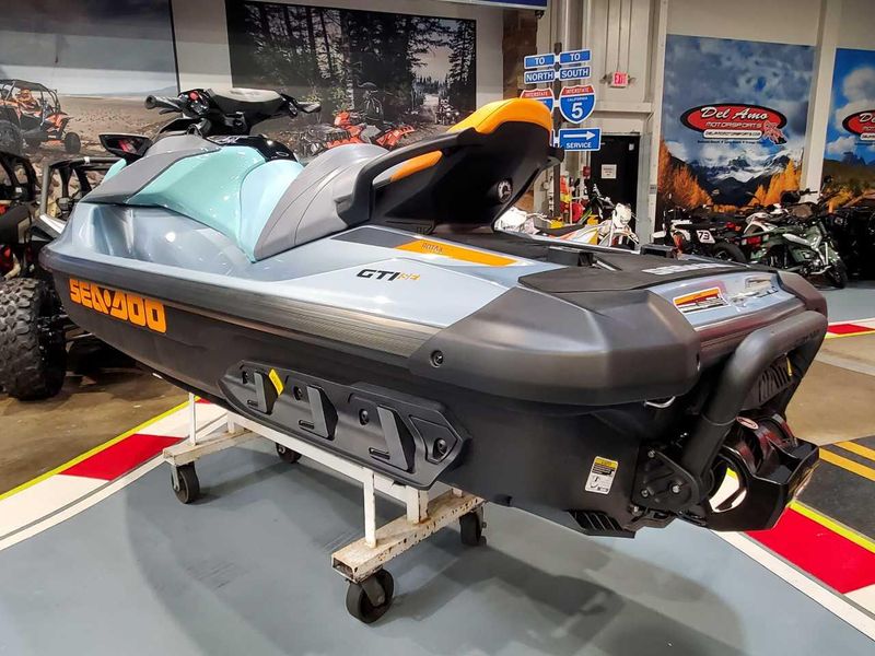2025 Sea-Doo GTI SE 130 Image 6