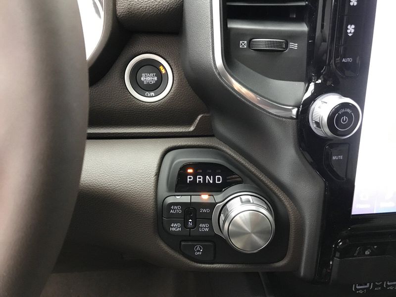 New 2025 RAM 1500 Laramie Crew Cab 4x4 5
