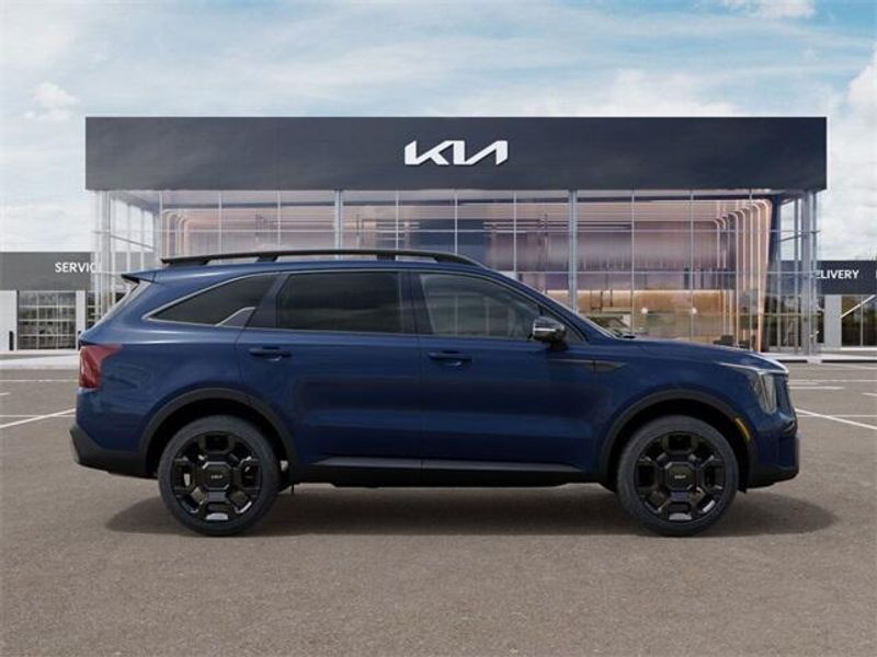 2025 Kia Sorento X-Line SXImage 7