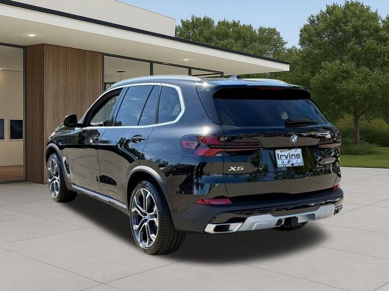 New 2026 BMW X5 xDrive40iImage 12