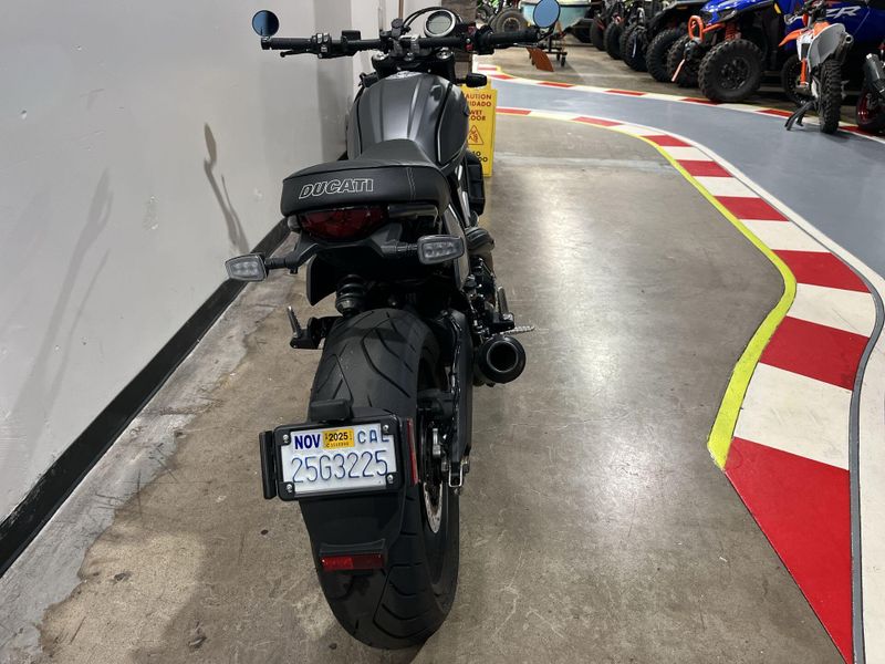 Used 2023 Ducati Scrambler Icon Dark Image 18