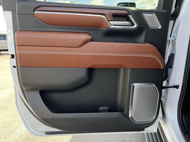 2024 Gmc Sierra HD Denali Ultimate photo 20