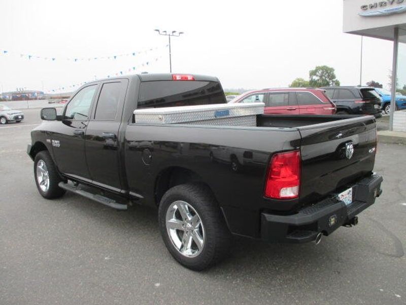 Used 2018 RAM 1500 ExpressImage 10