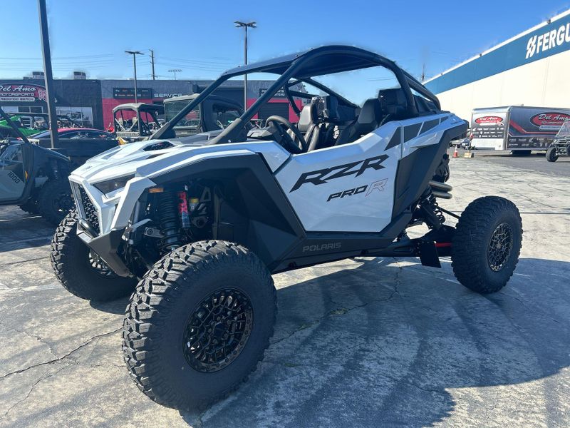 New 2026 Polaris RZR PRO R ULTIMATE Image 19