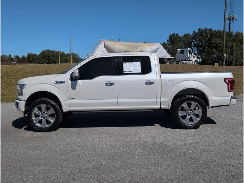 Used 2017 Ford F-150 LimitedImage 2