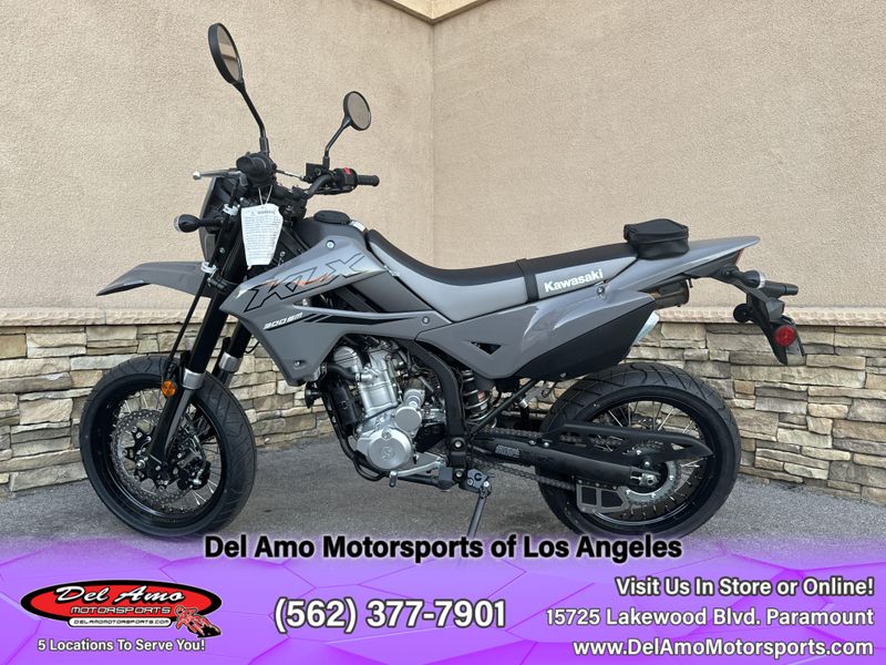 2024 Kawasaki KLX300GRFNL-GY1  in a BATTLE GRAY exterior color. Del Amo Motorsports of Los Angeles (562) 262-9181 delamomotorsports.com 