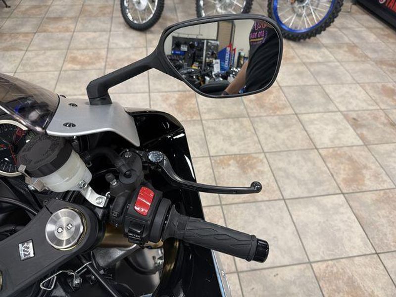 New 2026 Suzuki GSX-R750 Image 21