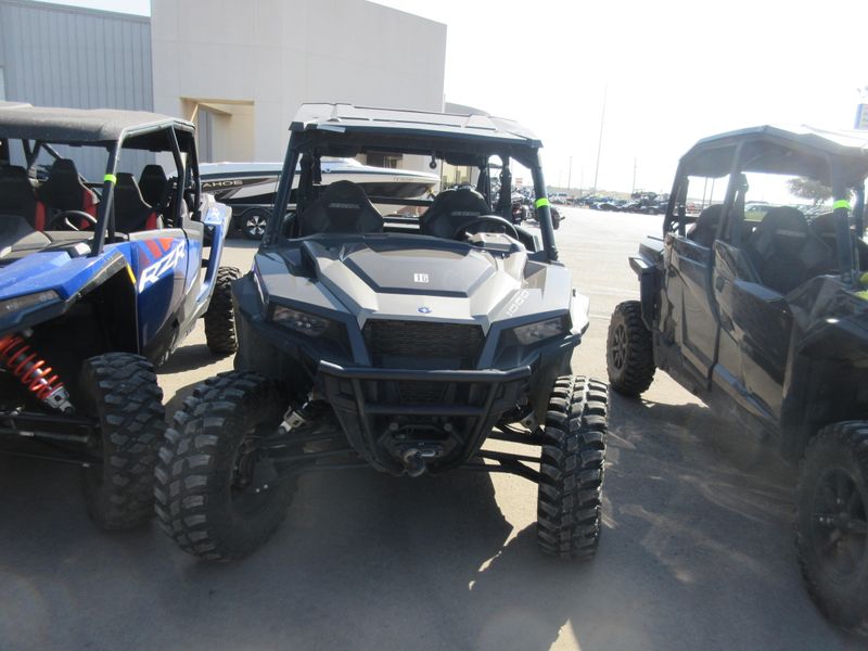 USED 2025 POLARIS GENERAL XP 4 1000 ULTIMATE Image 4