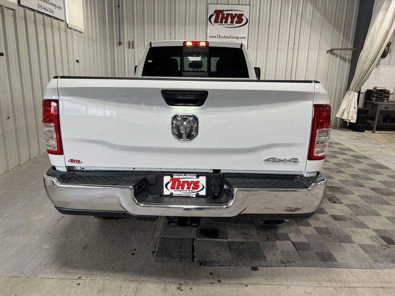 2024 RAM 2500 Tradesman Crew Cab 4x4 8