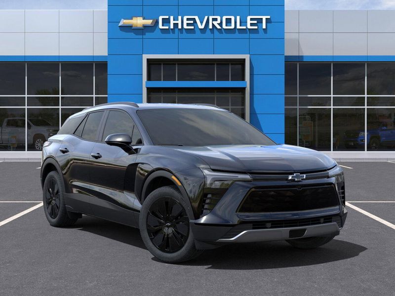 New 2025 Chevrolet Blazer EV AWD LTImage 7