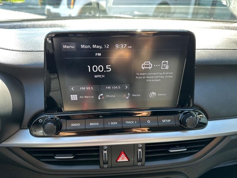 2023 Kia Forte LXSImage 25