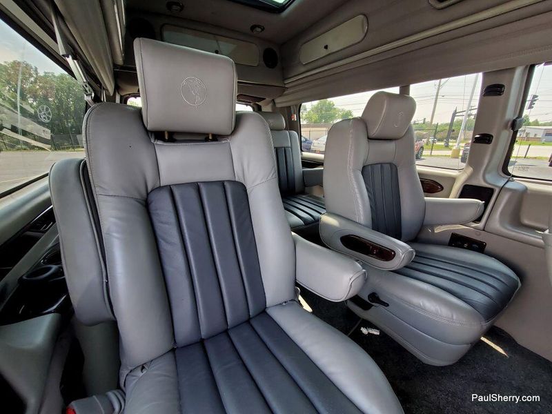 2013 GMC Savana 2500 Image 3