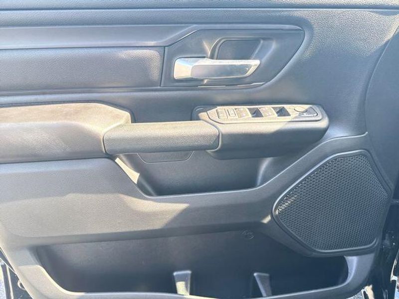 2025 RAM 1500 Tradesman Crew Cab 4x4 5'7' Box