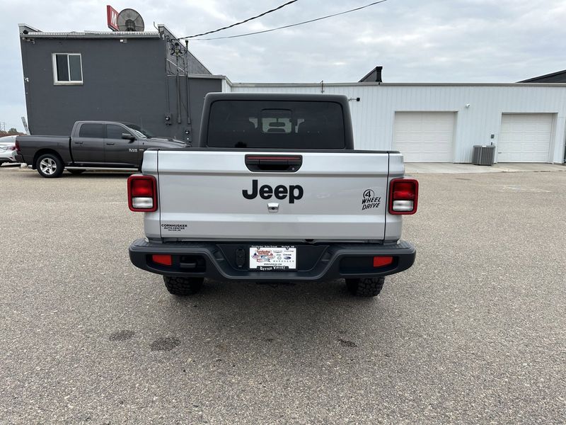 2023 Jeep Gladiator WillysImage 7