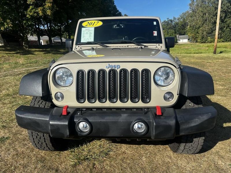 2017 Jeep Wrangler Unlimited Rubicon photo 8