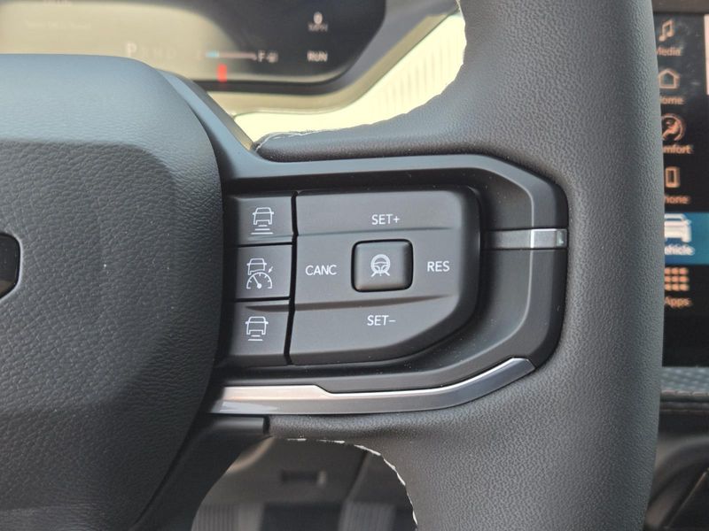 New 2026 Jeep Cherokee Limited 4x4