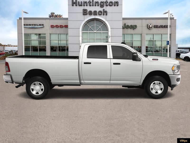2023 RAM 2500 Tradesman Crew Cab 4x2 Long BoxImage 7