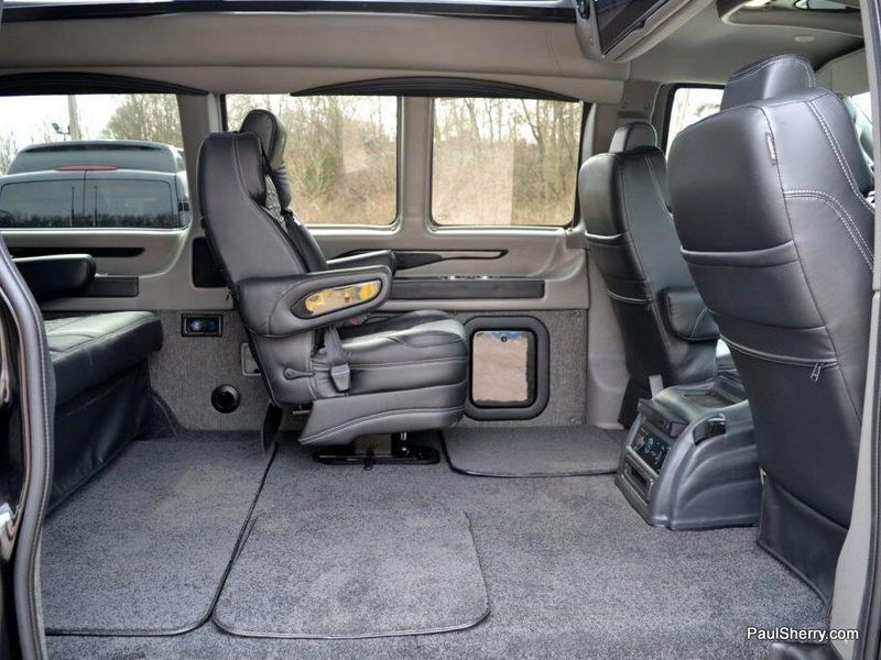 2021 Chevrolet Express 2500 Cargo photo 8
