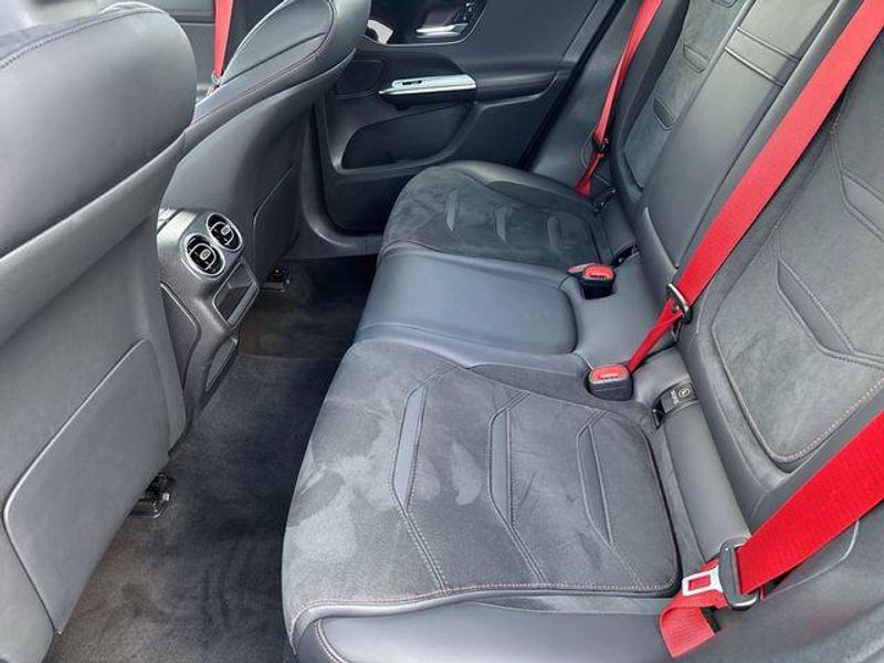 Used 2025 Mercedes-Benz AMG GLC 43 AMGImage 16