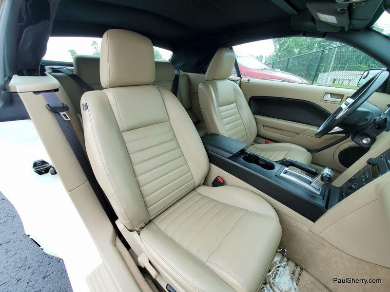 2007 Ford Mustang GT PremiumImage 9