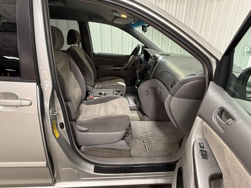 Used 2008 Toyota Sienna LEImage 14