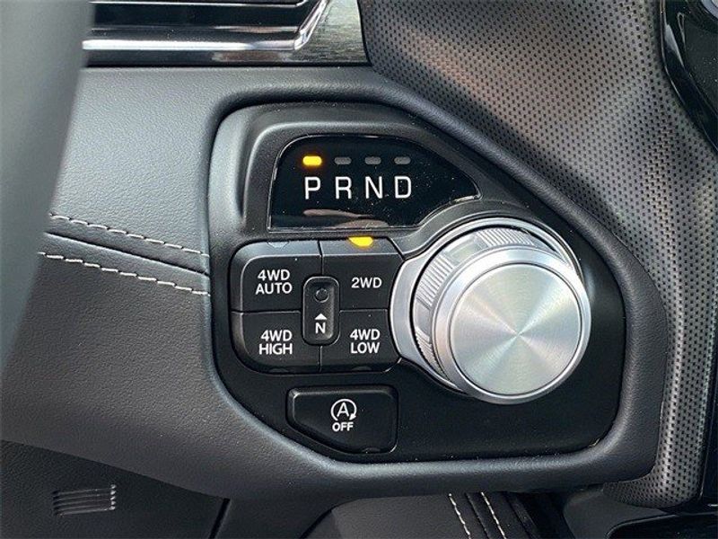 2023 RAM 1500 Limited Crew Cab 4x4 5