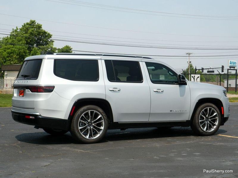 2025 Jeep Wagoneer Series Iii 4x4Image 14