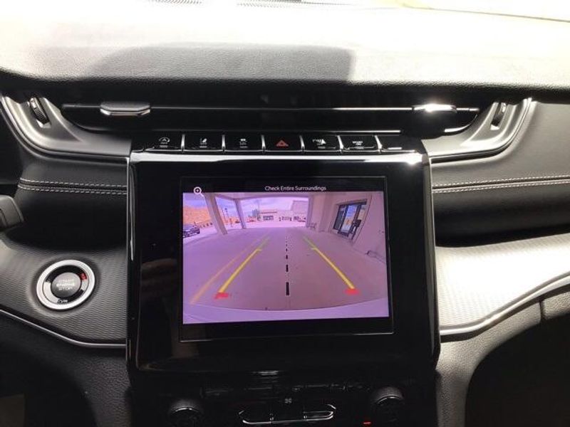 2025 Jeep Grand Cherokee Altitude X 4x2Image 12