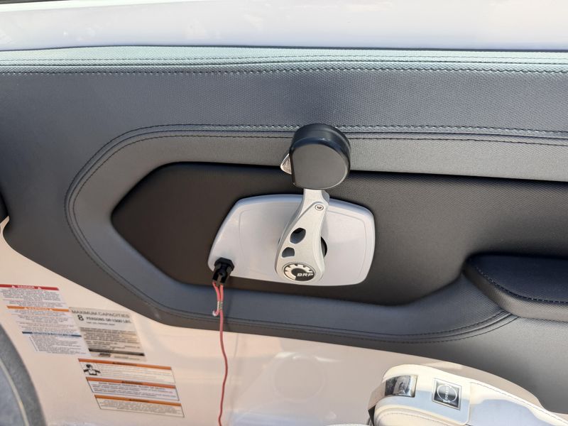 USED 2019 CHAPARRAL 203 VORTEX VRX Image 10
