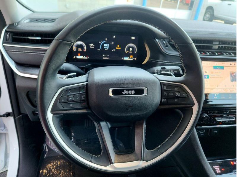 Used 2022 Jeep Grand Cherokee Limited
