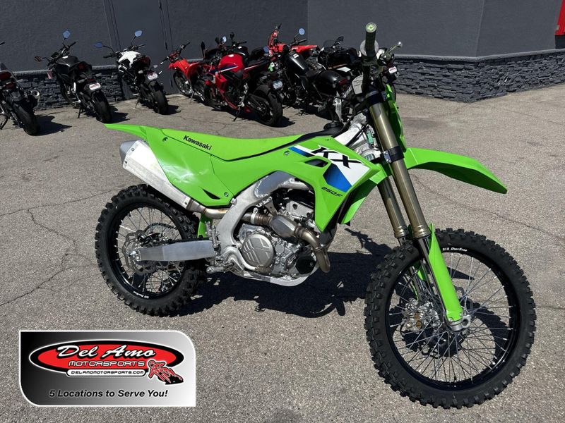 New 2027 Kawasaki KX250F Image 1