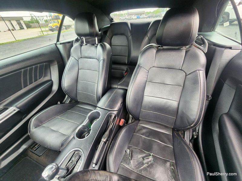2017 Ford Mustang EcoBoost PremiumImage 28
