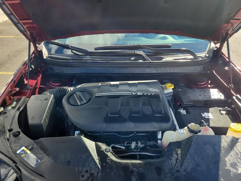 Used 2019 Jeep Cherokee LimitedImage 22