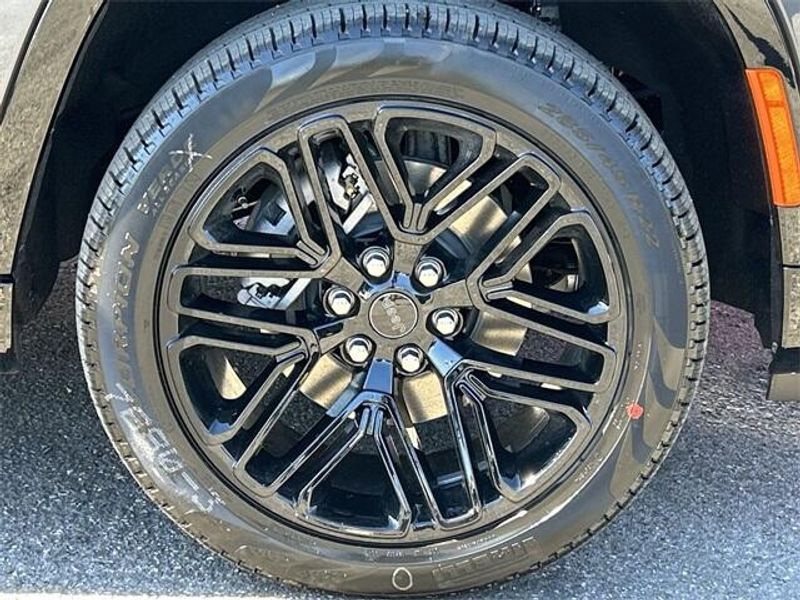 2026 Jeep Grand Grand Wagoneer Wagoneer Limited Reserve 4x4Image 10