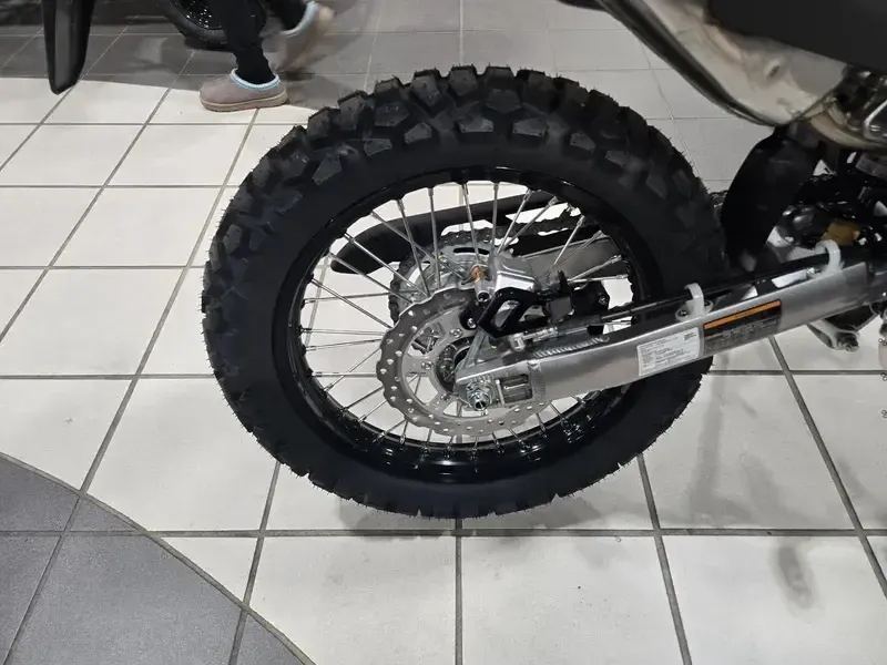 NEW 2026 KAWASAKI KLX300 Image 14