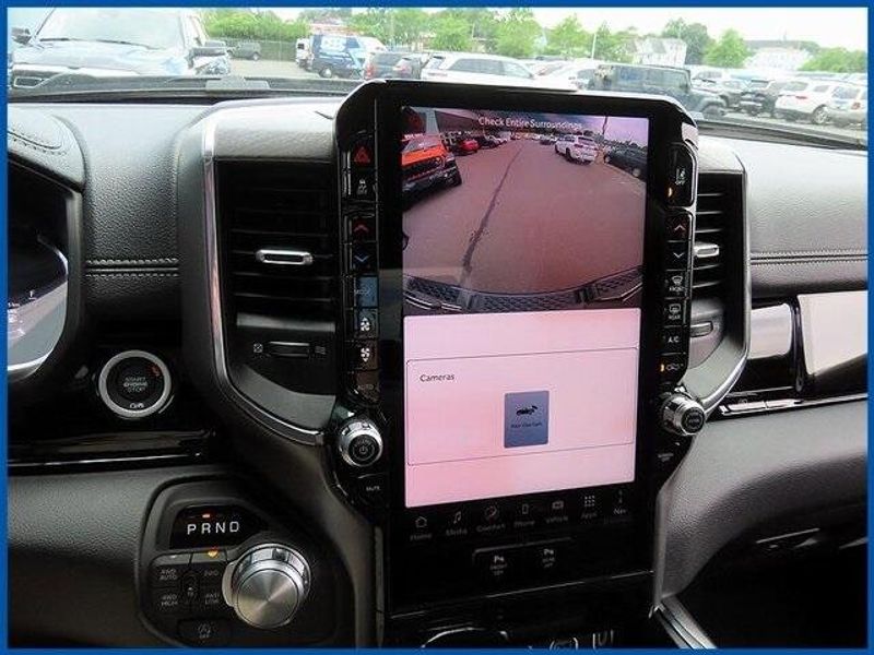 New 2025 RAM 1500 LaramieImage 19