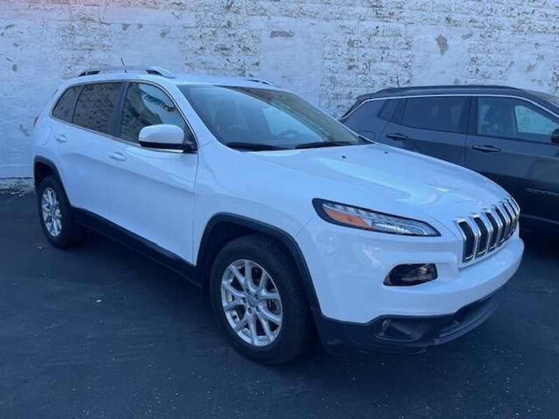 Used 2014 Jeep Cherokee LatitudeImage 8