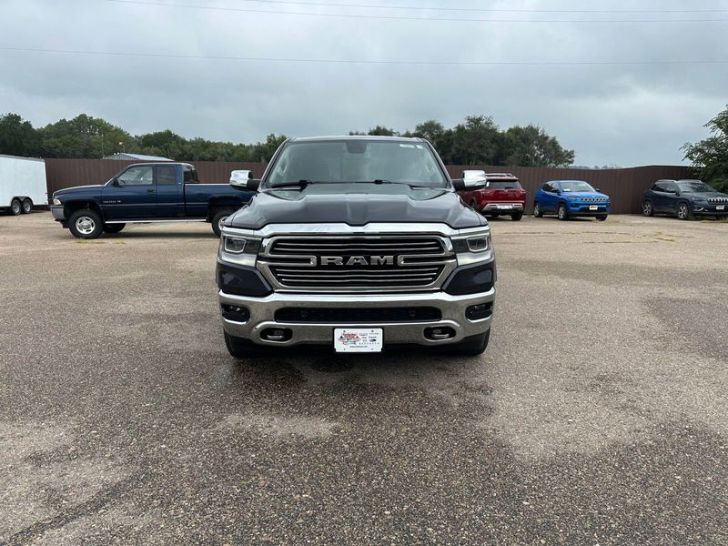 2020 RAM 1500 LaramieImage 3