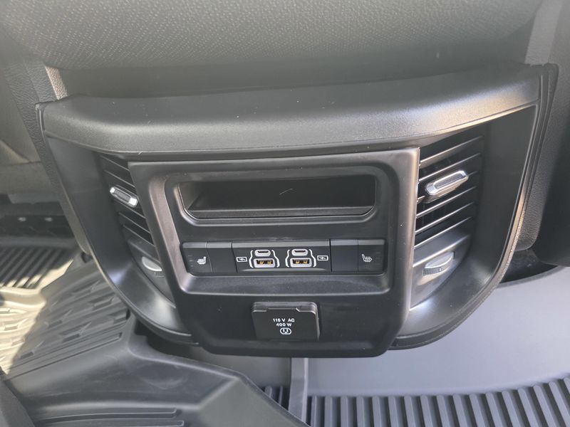 New 2025 RAM 1500 LaramieImage 14