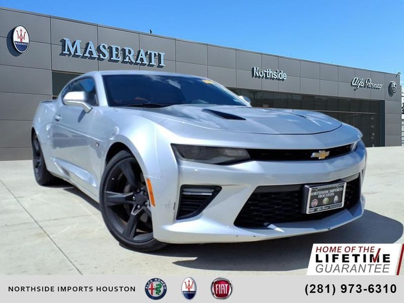 Used 2018 Chevrolet Camaro SSImage 1