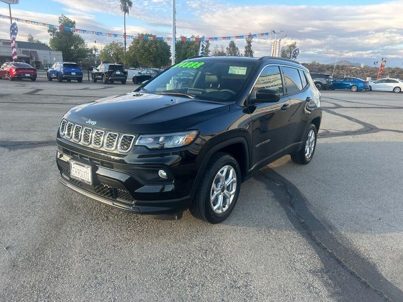 Used 2025 Jeep Compass LatitudeImage 7