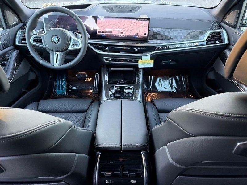 New 2026 BMW X5 M60iImage 28